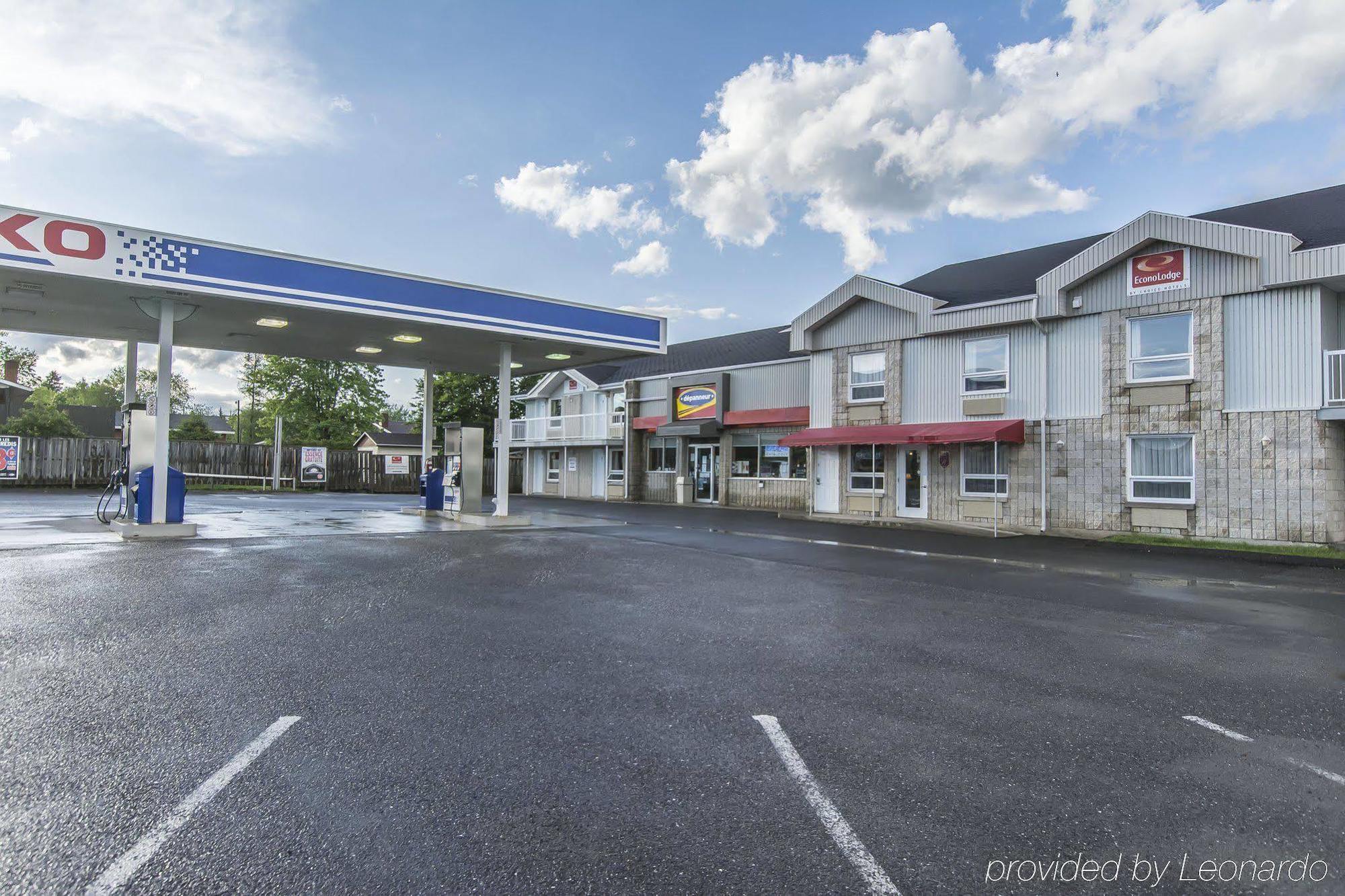 Econo Lodge Cabano Экстерьер фото