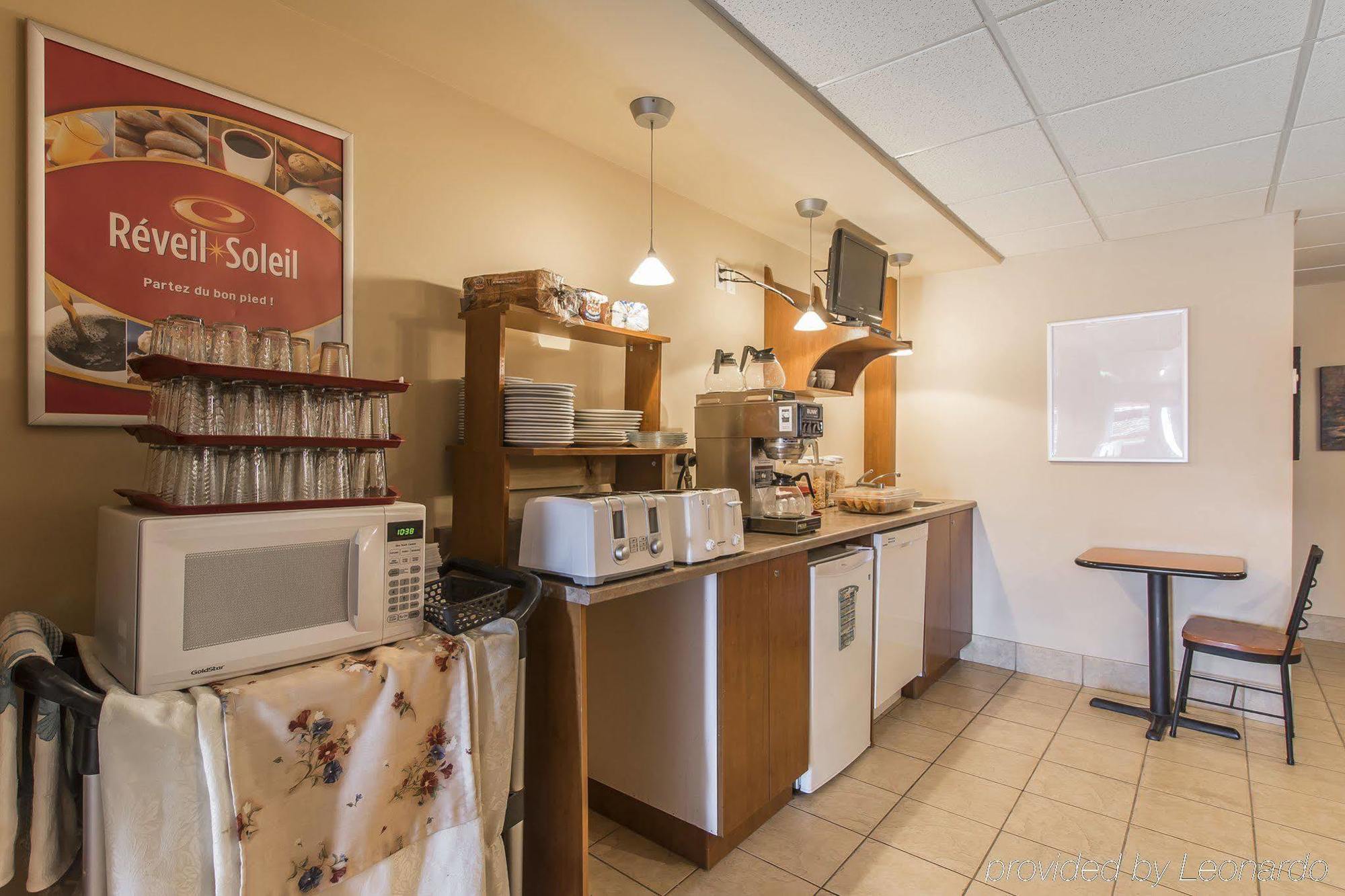 Econo Lodge Cabano Экстерьер фото